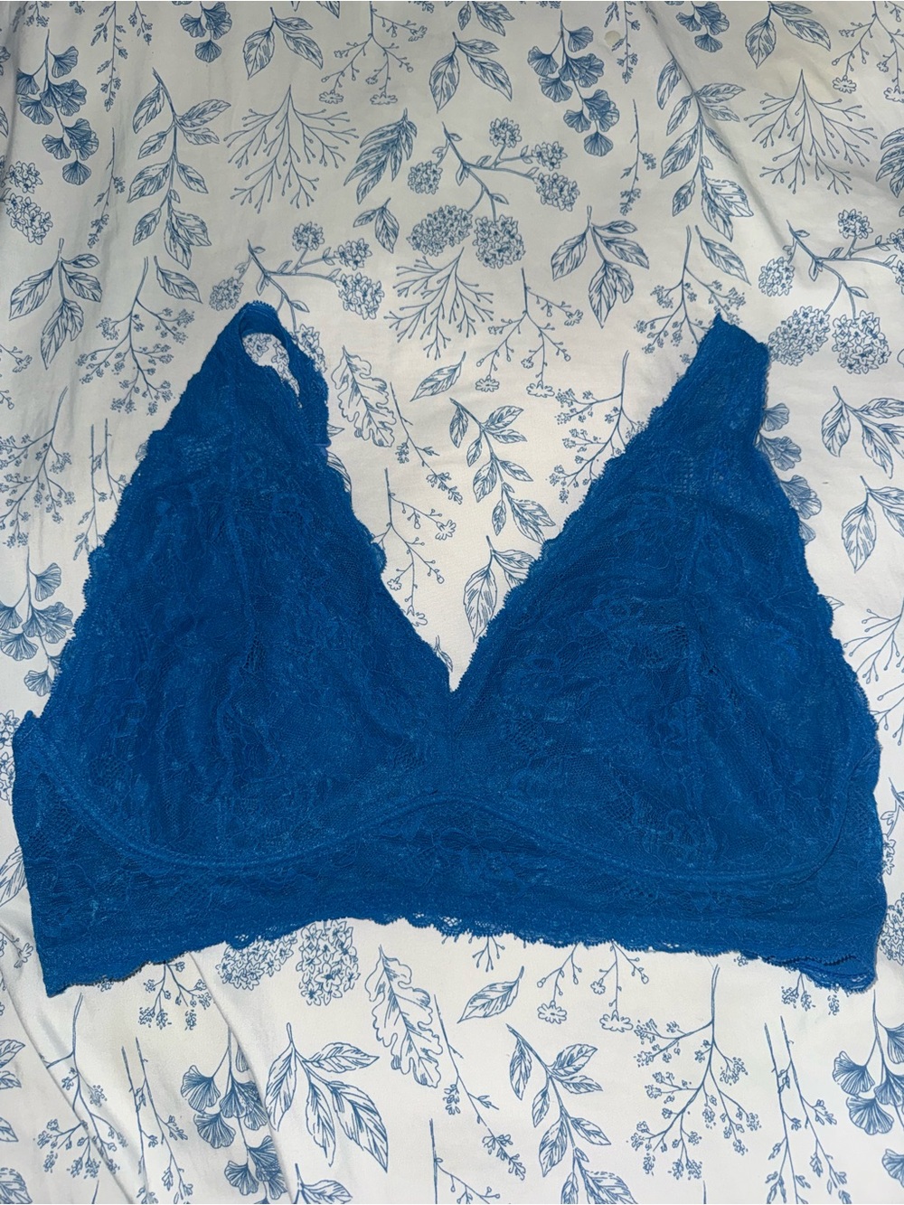 Lace Triangle Bralette in Deep Blue – Women’s Intimates